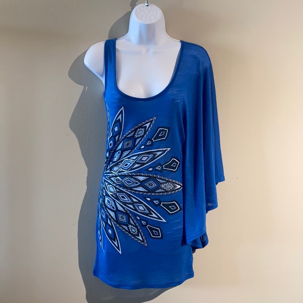 Arden B fitted tunic top